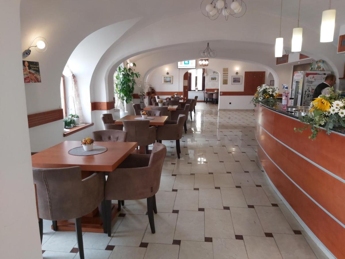 Hotel Amalia Ludbreg Exterior foto