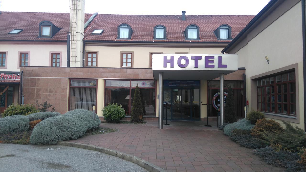 Hotel Amalia Ludbreg Exterior foto